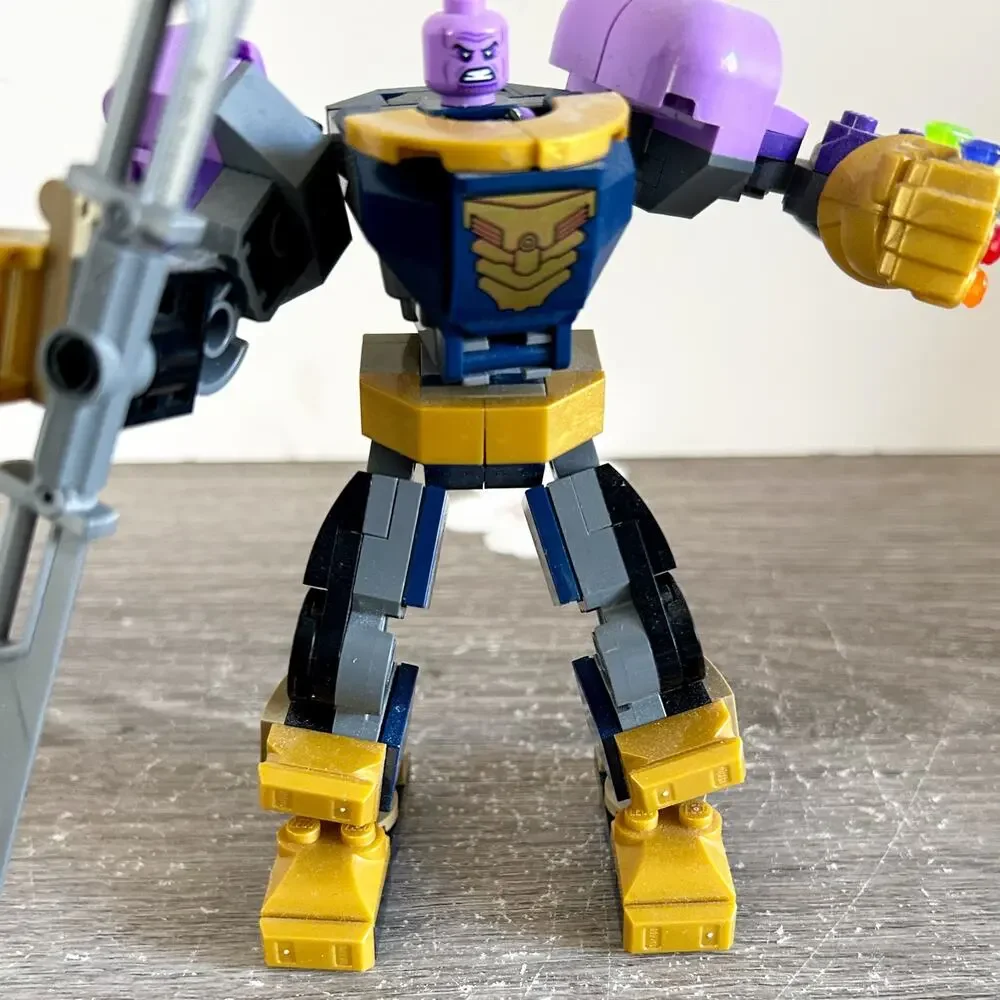 Lego Thanos Mech Armor 76242 Super Heroes Minifigure Building Set Complete EUC